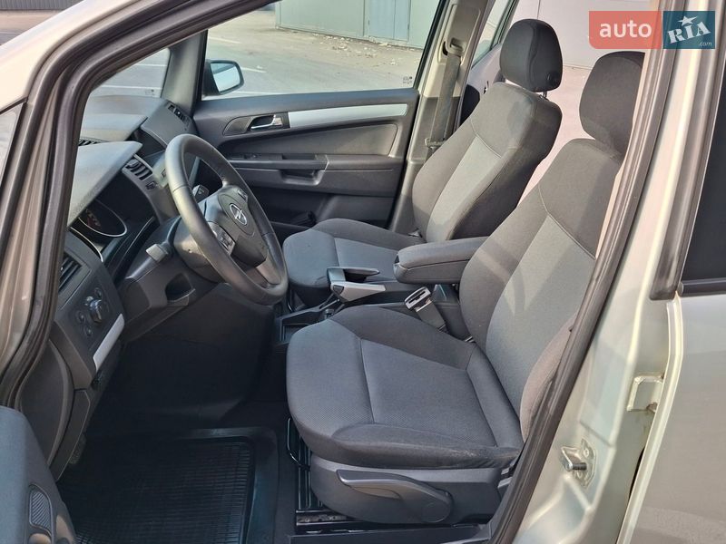 Мінівен Opel Zafira 2007 в Києві фото 13 Мінівен Opel Zafira 2007 в Києві