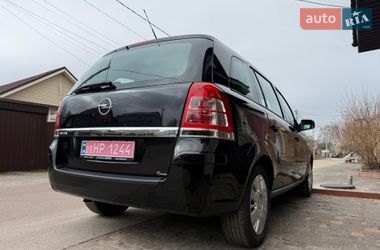 Минивэн Opel Zafira 2010 в Борисполе