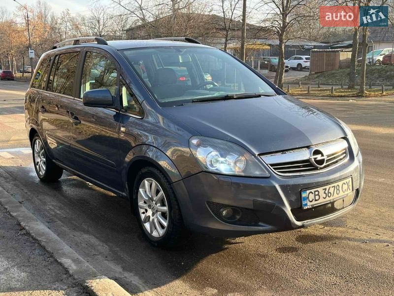 Opel Zafira 2010