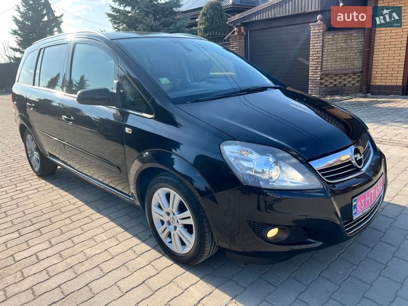 Минивэн Opel Zafira 2009 в Белой Церкви
