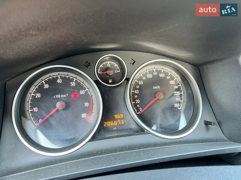 Минивэн Opel Zafira 2009 в Белой Церкви