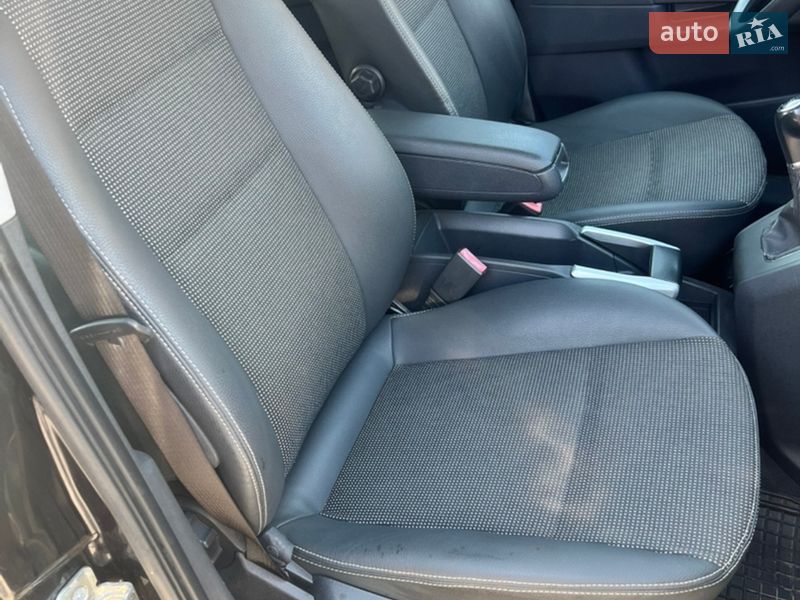 Минивэн Opel Zafira 2009 в Белой Церкви