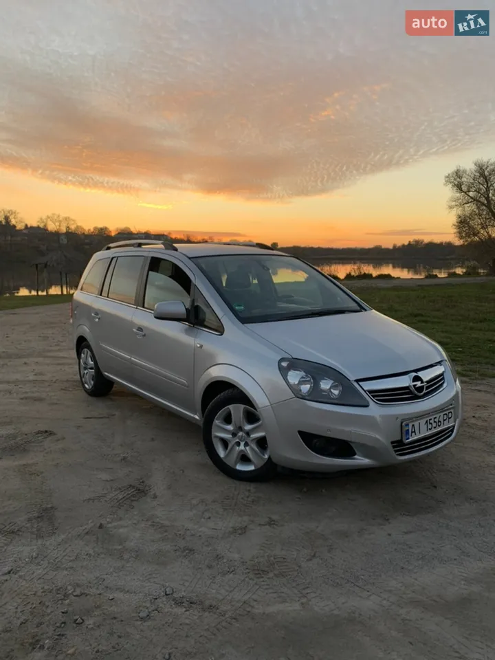 2010 Opel Zafira - мініатюра 14