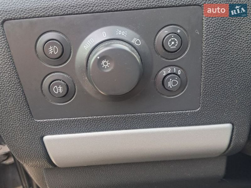 Мінівен Opel Zafira 2011 в Славуті