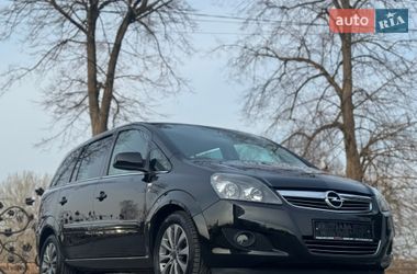 Минивэн Opel Zafira 2011 в Дрогобыче