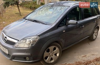 Минивэн Opel Zafira 2007 в Березному
