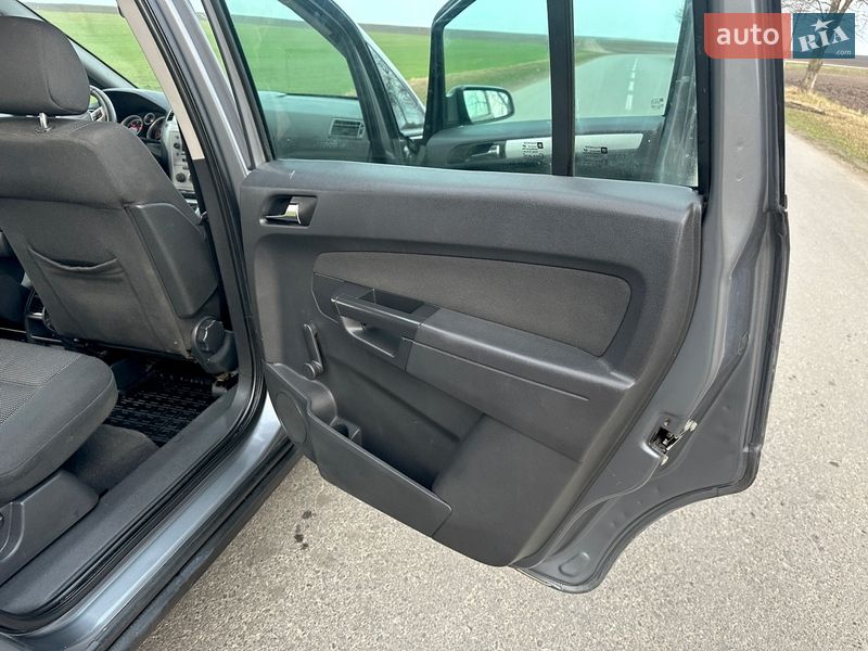 Минивэн Opel Zafira 2007 в Хмельницком фото 54 Минивэн Opel Zafira 2007 в Хмельницком