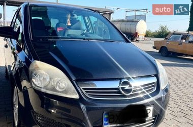 Мінівен Opel Zafira 2010 в Кам'янець-Подільському