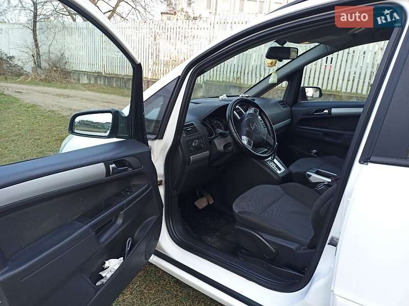 Минивэн Opel Zafira 2009 в Одессе фото 8 Минивэн Opel Zafira 2009 в Одессе