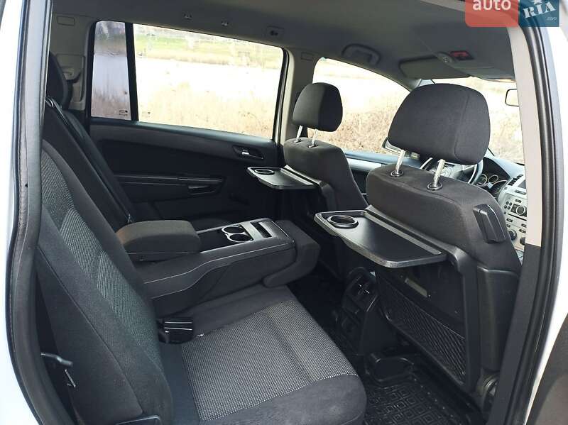 Минивэн Opel Zafira 2009 в Одессе фото 11 Минивэн Opel Zafira 2009 в Одессе