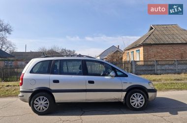 Минивэн Opel Zafira 2000 в Миргороде