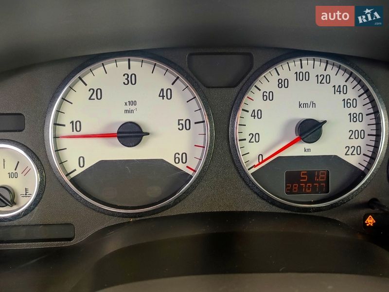 Минивэн Opel Zafira 2003 в Ниве Трудовой