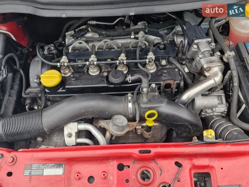 Мінівен Opel Zafira 2012 в Львові