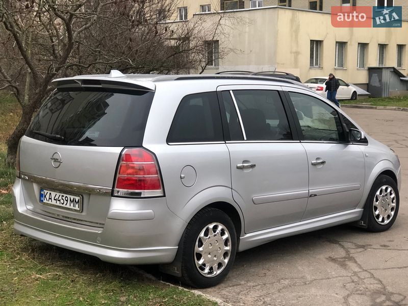 Opel Zafira 2005