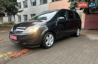 Минивэн Opel Zafira 2012 в Луцке