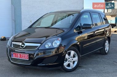 Минивэн Opel Zafira 2011 в Луцке