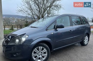 Минивэн Opel Zafira 2010 в Перемышлянах