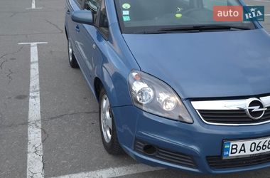 Мінівен Opel Zafira 2007 в Києві