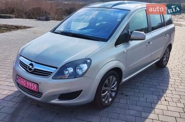 Минивэн Opel Zafira 2010 в Хмельницком