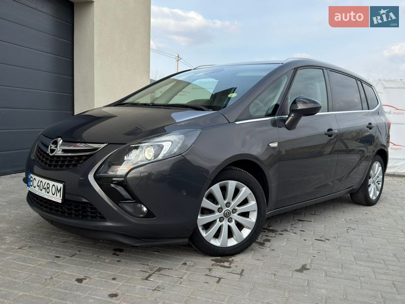 Opel Zafira 2015