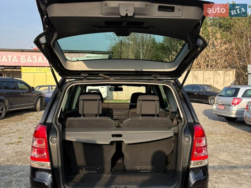 Мінівен Opel Zafira 2011 в Білій Церкві