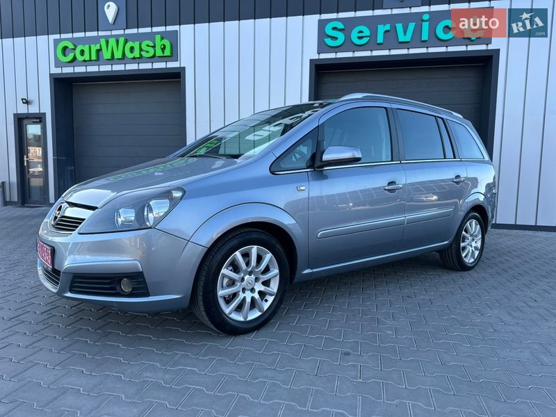Минивэн Opel Zafira 2006 в Владимире