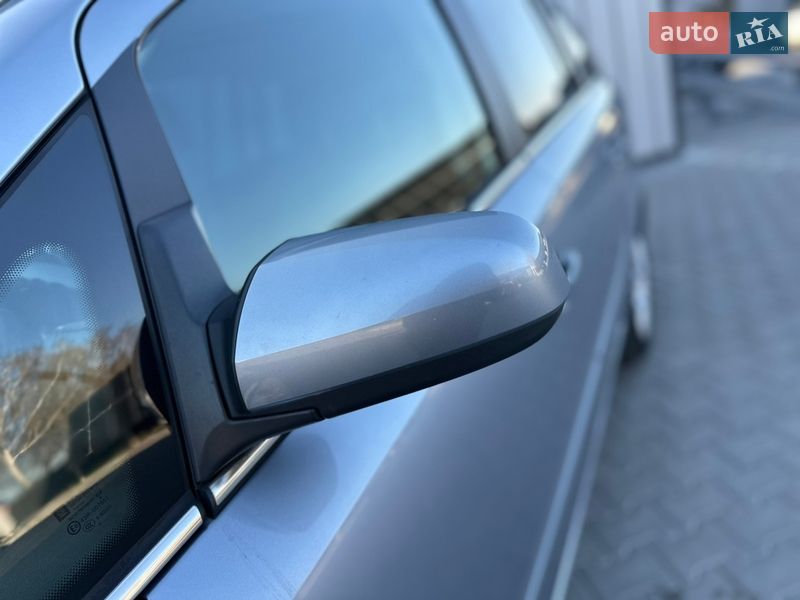 Минивэн Opel Zafira 2006 в Владимире