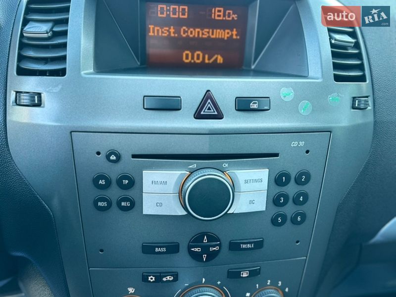 Минивэн Opel Zafira 2006 в Владимире