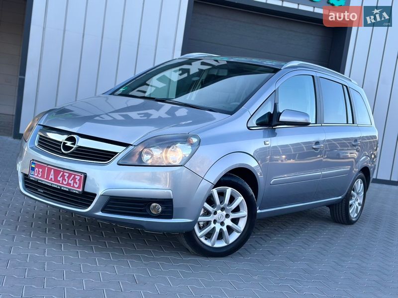 Минивэн Opel Zafira 2006 в Владимире