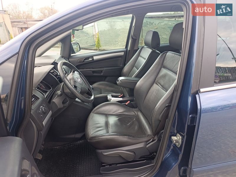 Минивэн Opel Zafira 2011 в Ивано-Франковске фото 39 Минивэн Opel Zafira 2011 в Ивано-Франковске