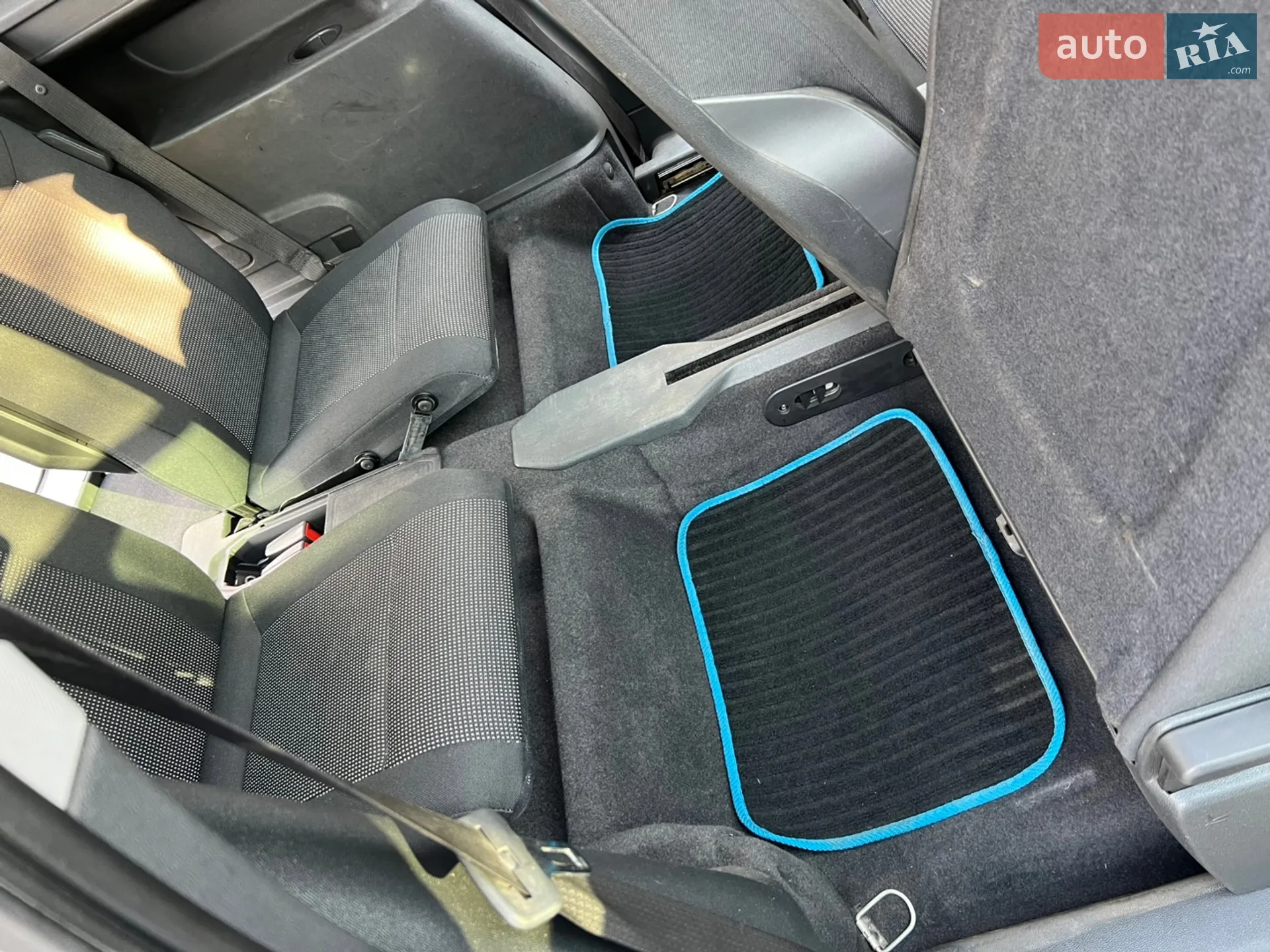 2010 Opel Zafira - мініатюра 32
