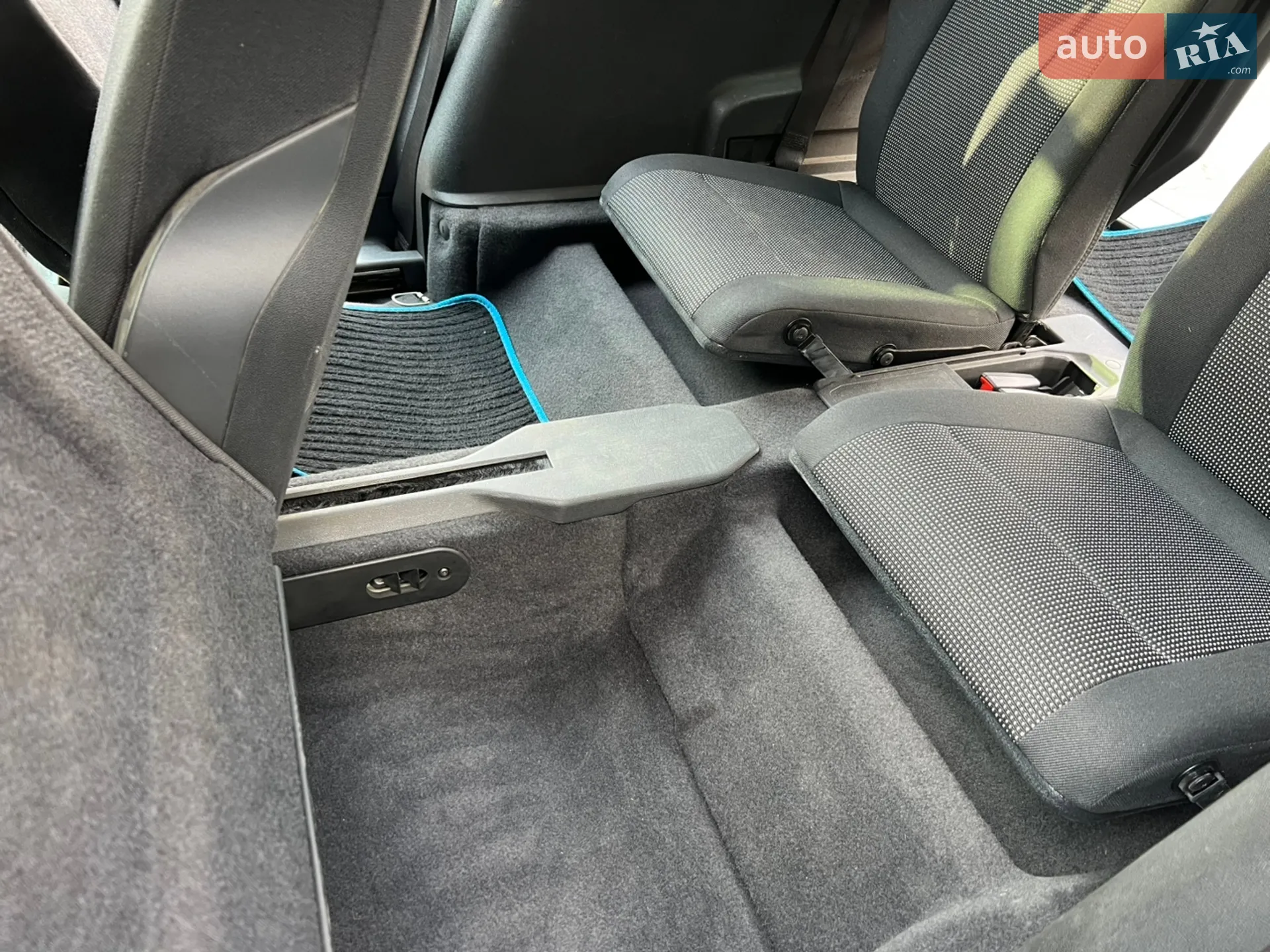 2010 Opel Zafira - мініатюра 37