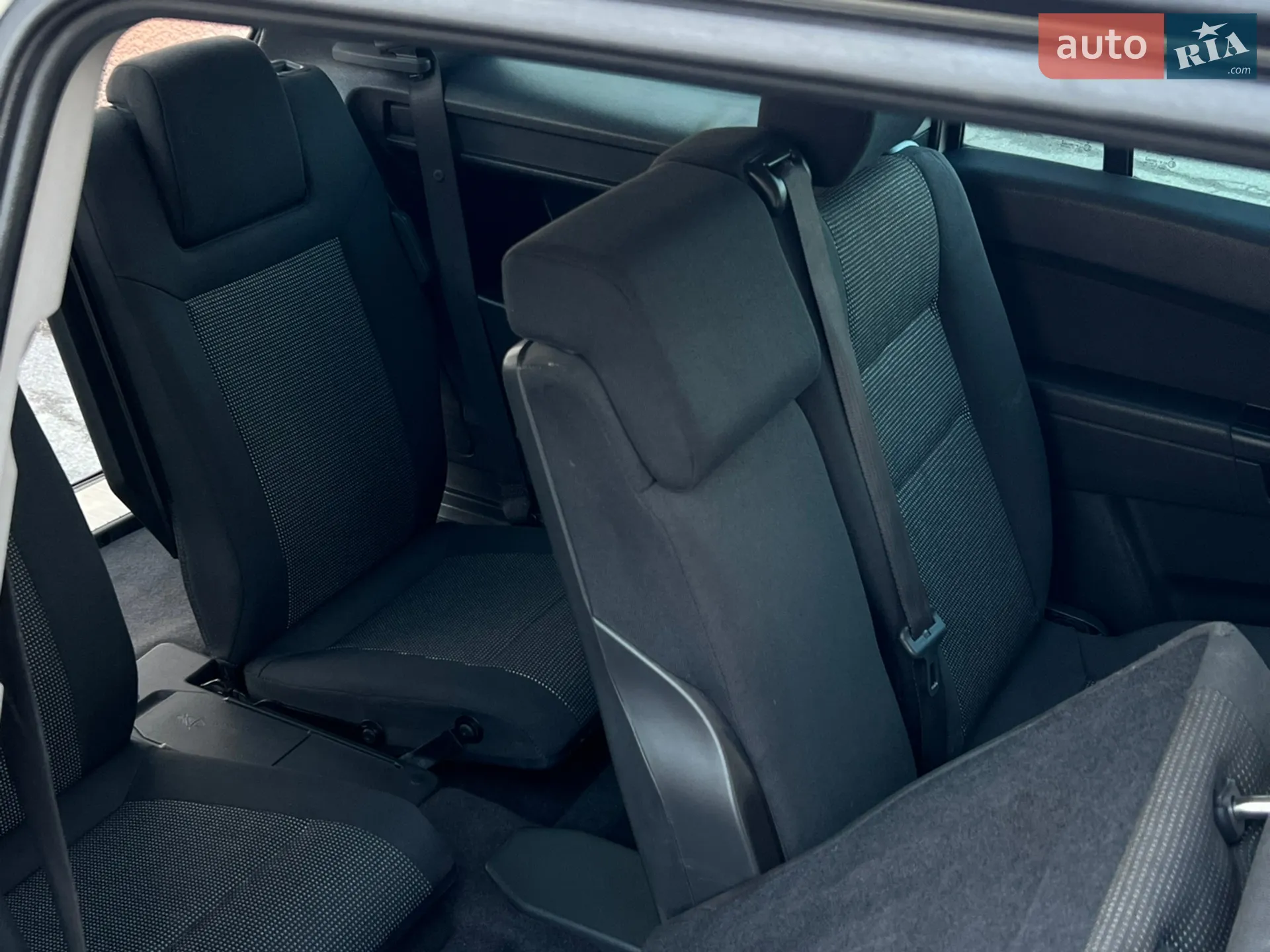 2010 Opel Zafira - мініатюра 44