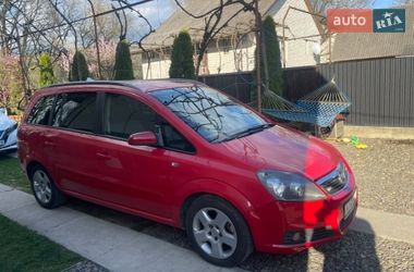 Минивэн Opel Zafira 2006 в Тячеве