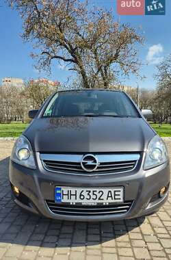 Мінівен Opel Zafira 2011 в Одесі