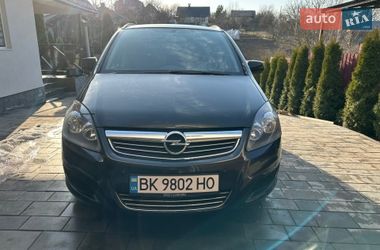 Минивэн Opel Zafira 2012 в Ровно