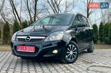 Минивэн Opel Zafira 2008 в Зборове