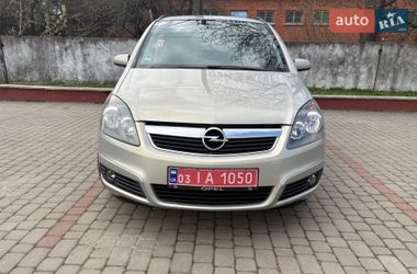 Мінівен Opel Zafira 2007 в Дубні
