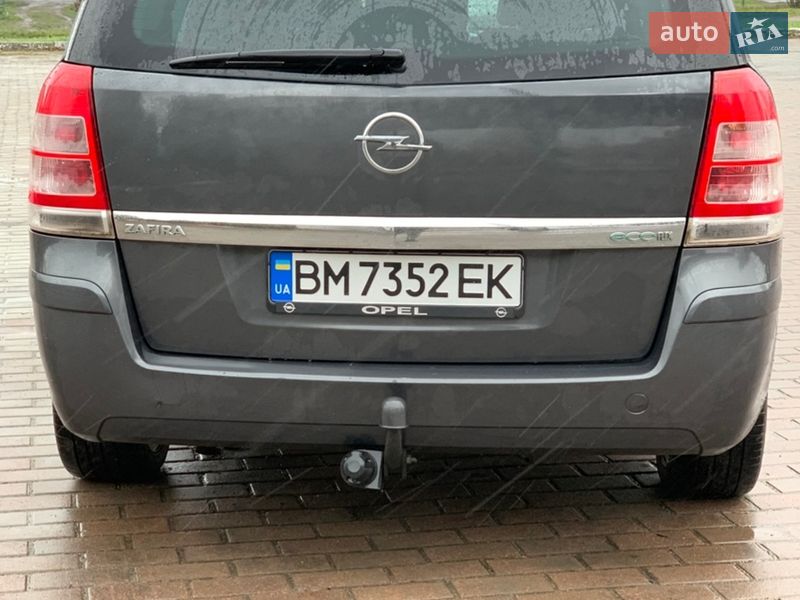 Мінівен Opel Zafira 2011 в Лебедині