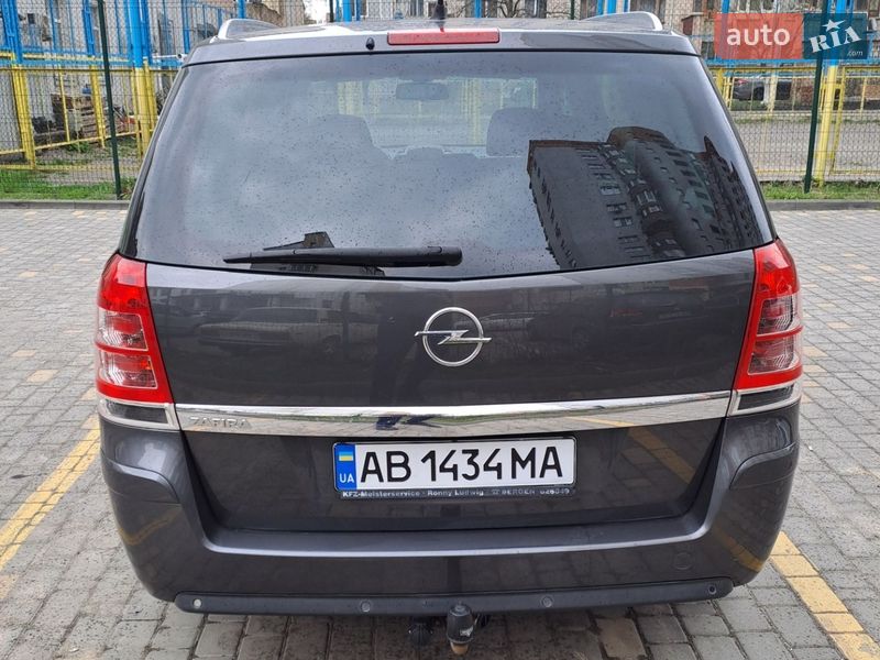 Мінівен Opel Zafira 2010 в Вінниці