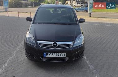 Минивэн Opel Zafira 2012 в Хмельницком