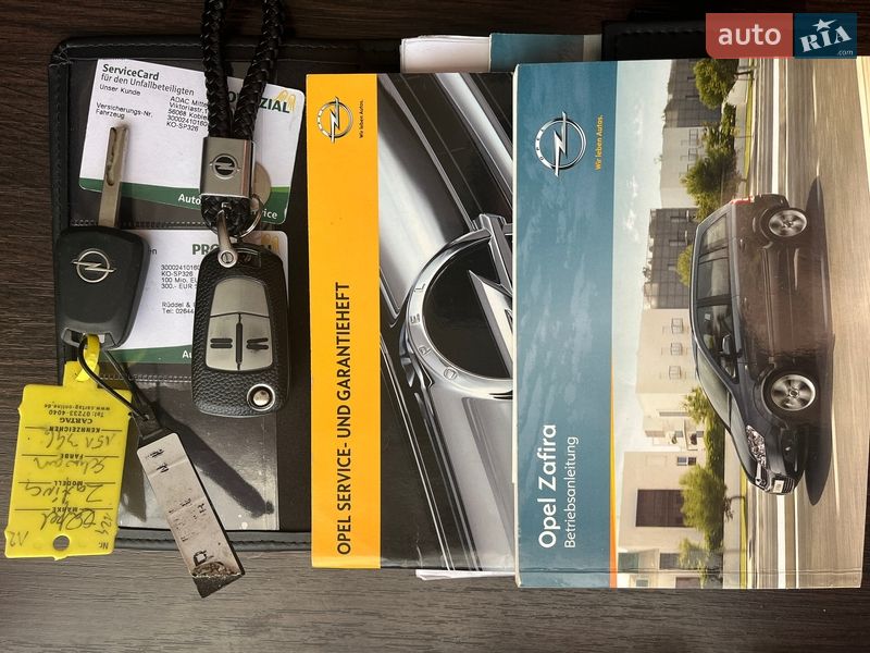 Минивэн Opel Zafira 2012 в Сумах