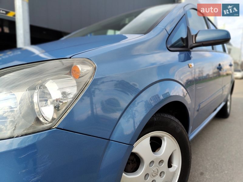 Минивэн Opel Zafira 2007 в Киеве фото 3 Минивэн Opel Zafira 2007 в Киеве