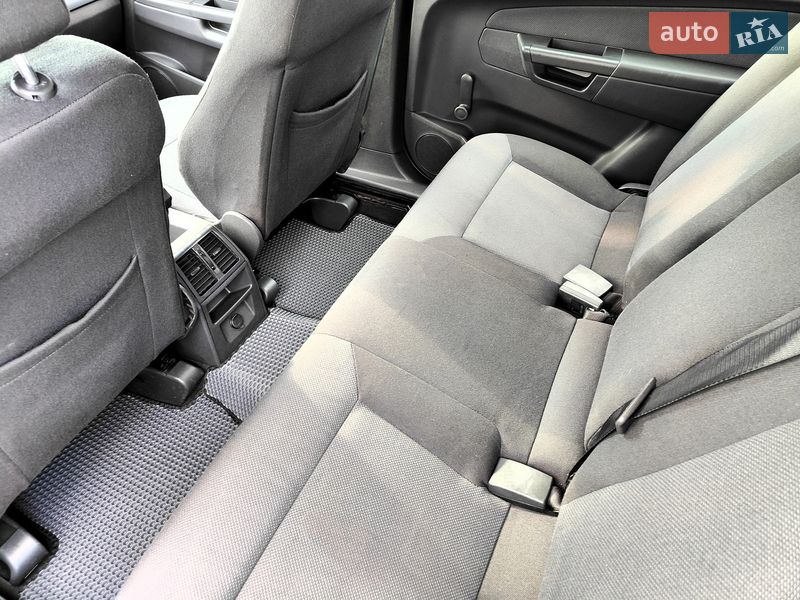 Минивэн Opel Zafira 2007 в Киеве фото 45 Минивэн Opel Zafira 2007 в Киеве