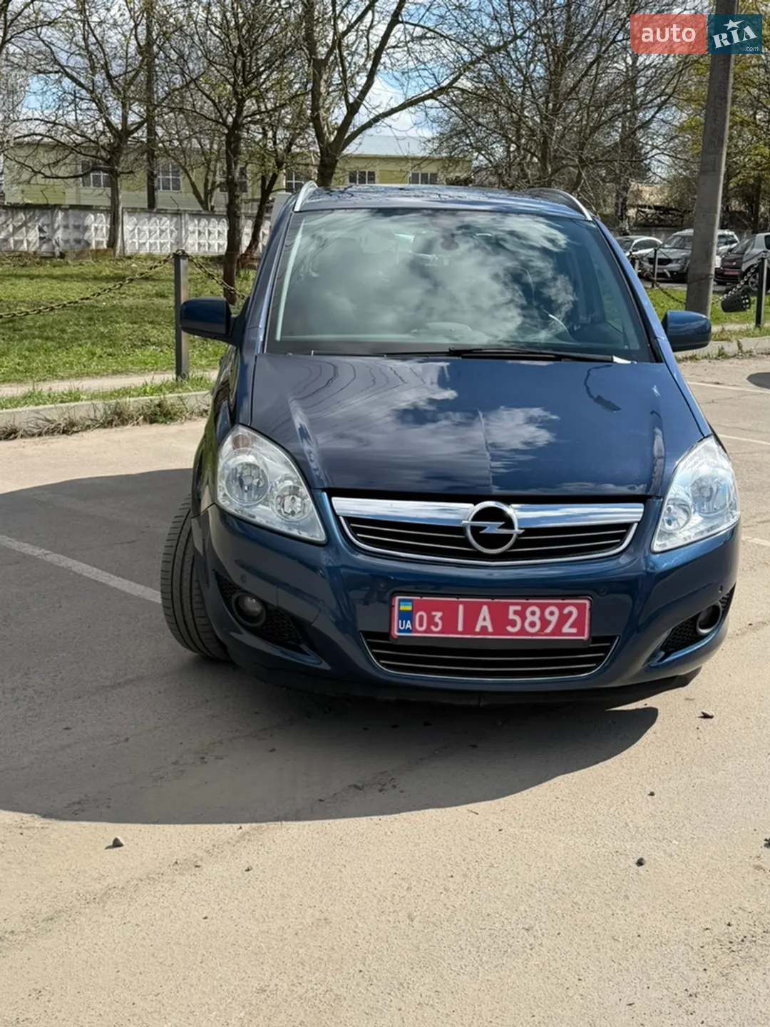 2011 Opel Zafira - фото 1
