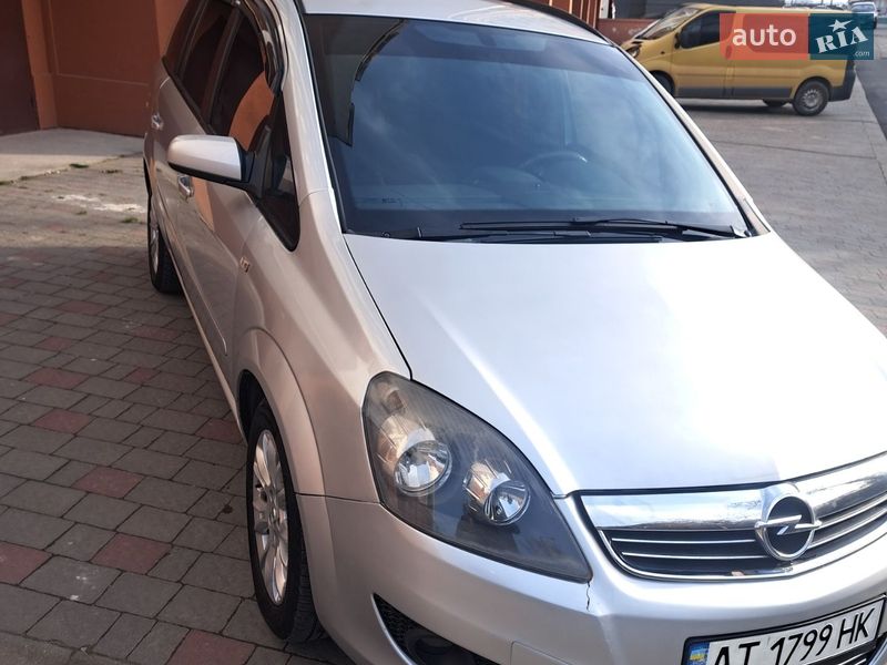 Минивэн Opel Zafira 2008 в Ивано-Франковске фото 3 Минивэн Opel Zafira 2008 в Ивано-Франковске