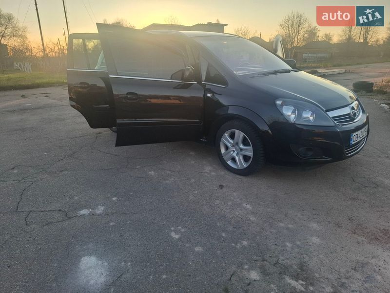 Минивэн Opel Zafira 2011 в Нежине