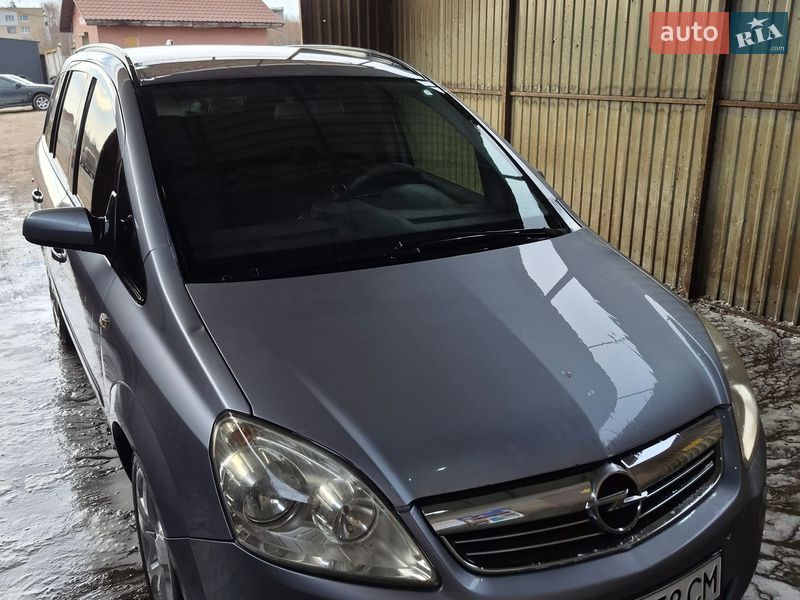 Opel Zafira 2008