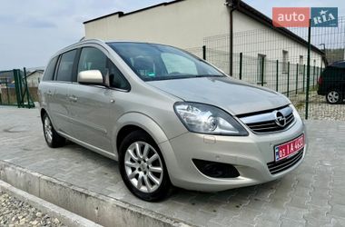Мінівен Opel Zafira 2010 в Тернополі