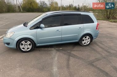 Минивэн Opel Zafira 2009 в Волочиске
